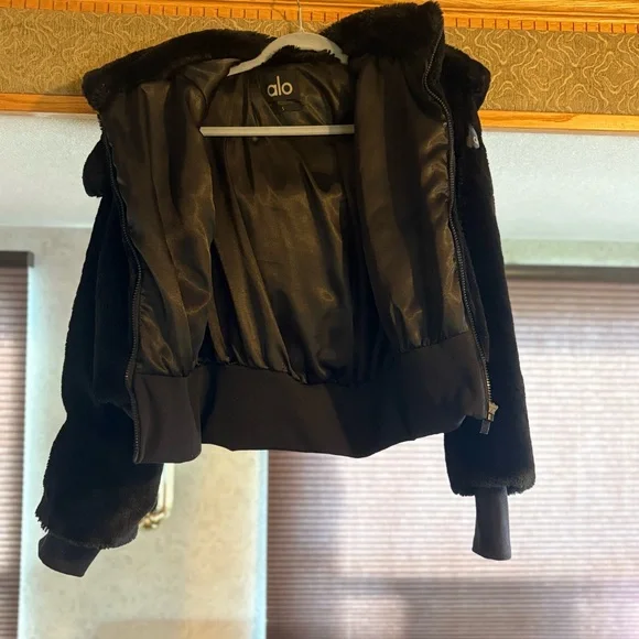 ALO Black Faux Fur Foxy Jacket - Picture 3 of 9